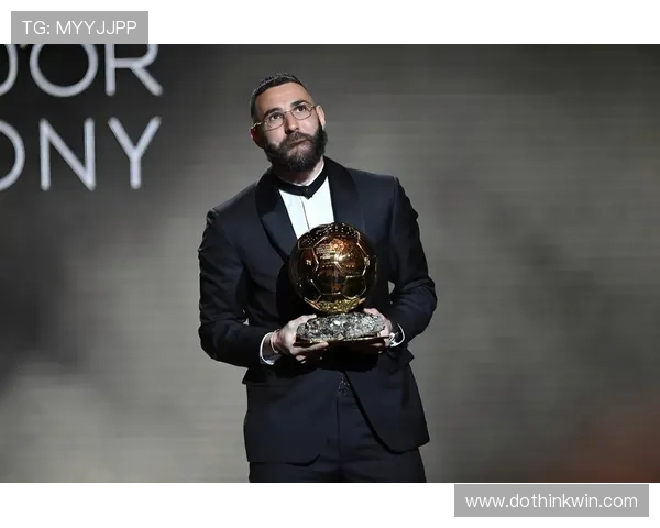 本泽马如何通过竞技表现重塑其在足球界的影响力与品牌价值