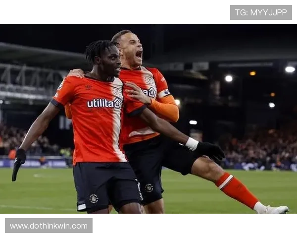 英超卢顿续约阿德巴约