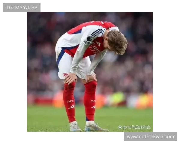 德容 vs 厄德高:中场创造力与组织方式差异 德容 vs 厄德高:中场创造力与组织方式差异