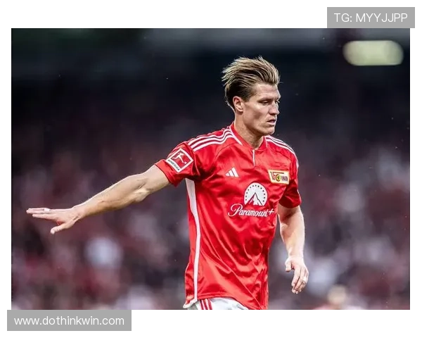 拜仁防线压上成瘾,身后空当频现或影响赛季走势 拜仁防线压上成瘾,身后空当频现或影响赛季走势